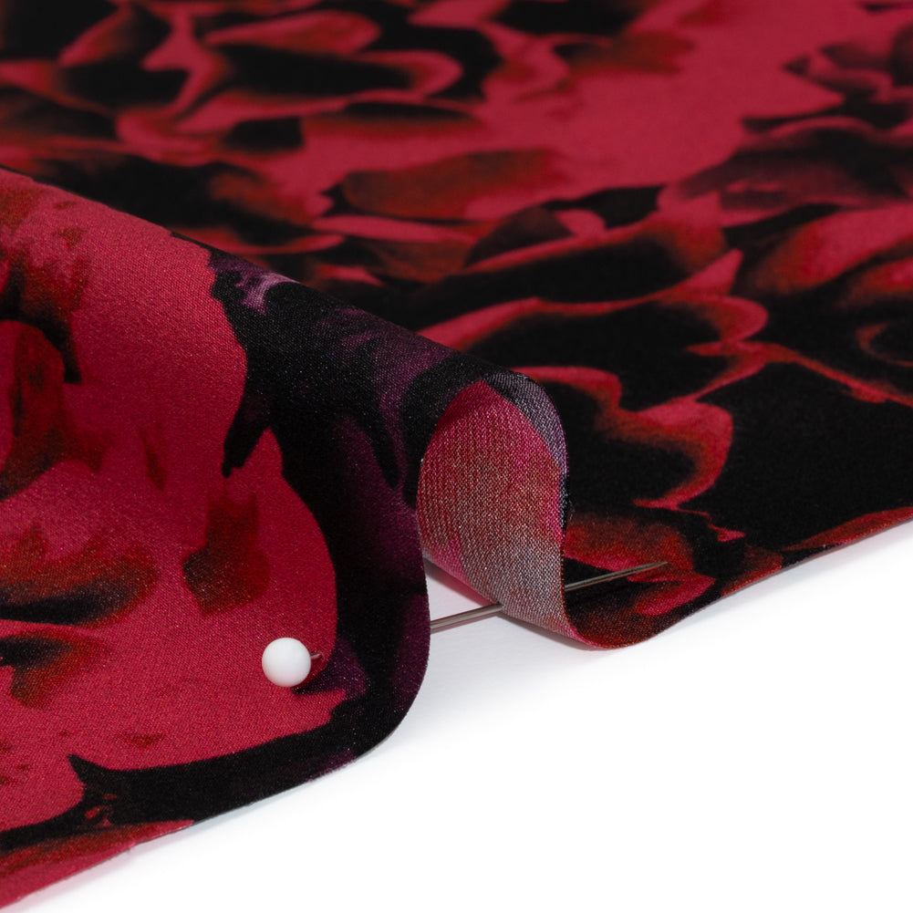 Silk Charmeuse 19mm - Red and Purple Roses - Detail