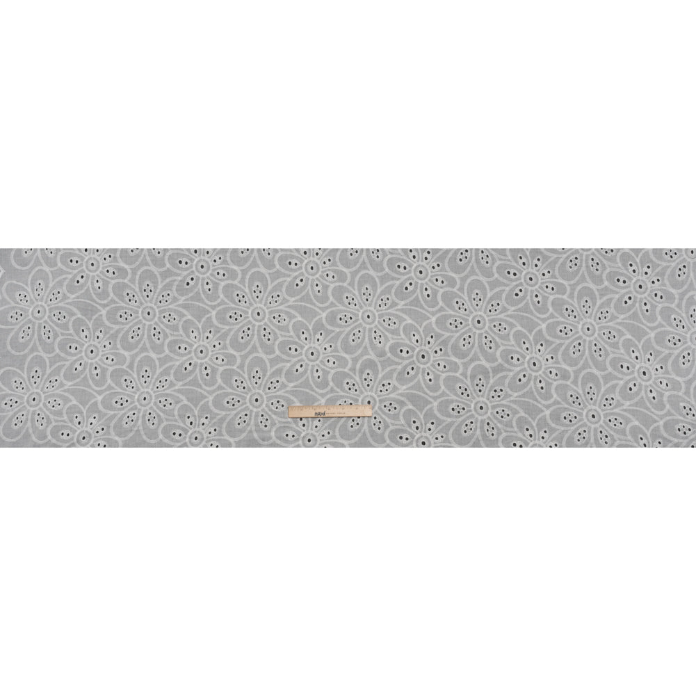 Embroidered Eyelet Cotton Voile - White Big Flowers - Naomi Collection