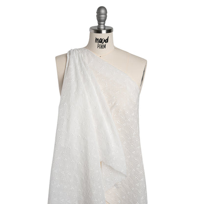 Embroidered Eyelet Cotton Voile - White Wavy Daisy Vines - Naomi Collection