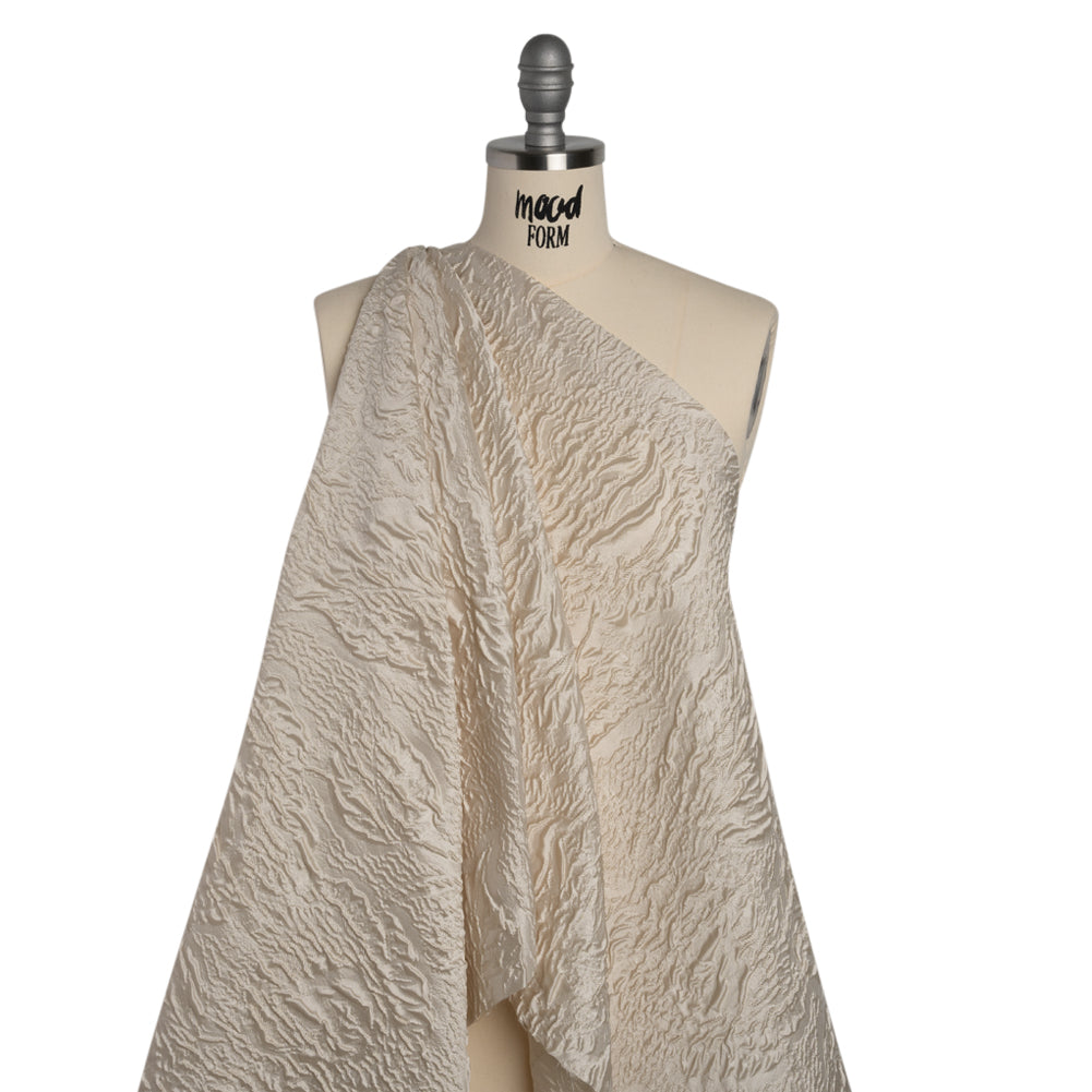 Polyester Brocade - Monochrome Light Beige Roses and Leaves - Drape