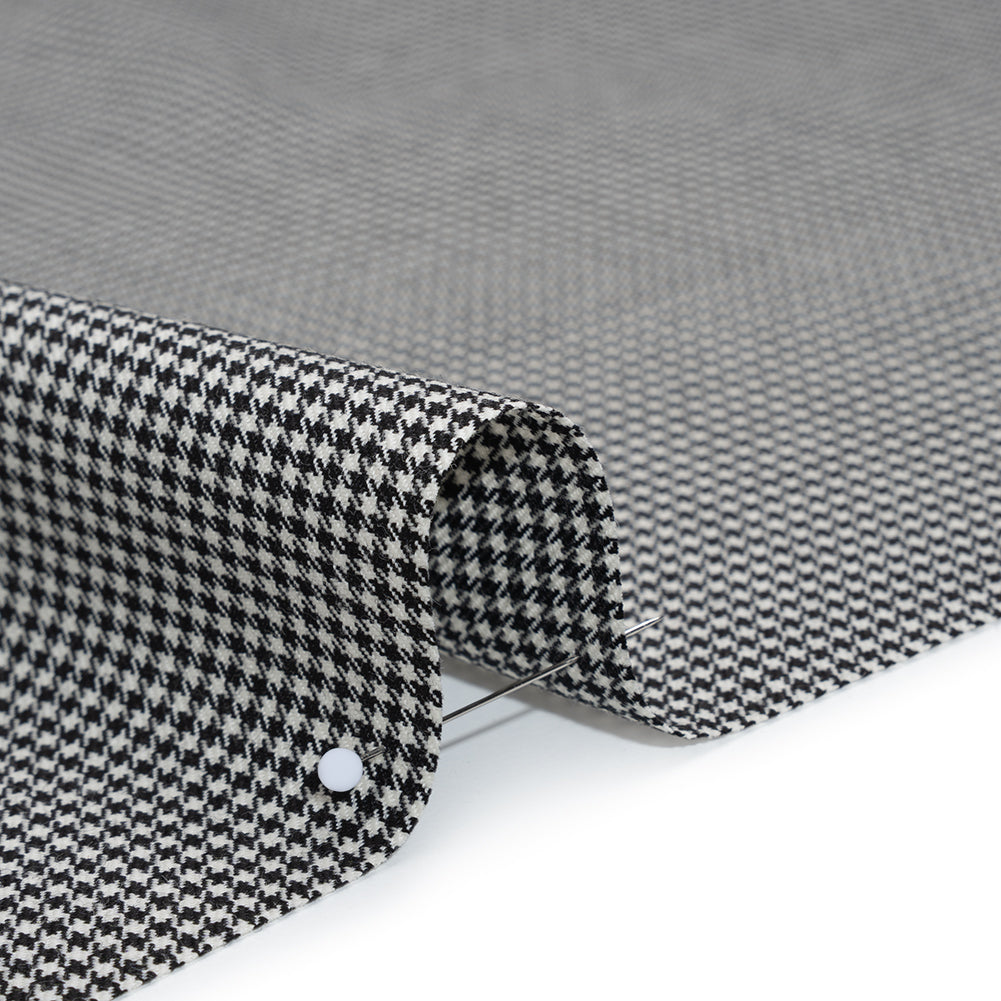 Wool Twill Suiting by Alexander McQueen - Black and White Houndstooth - Designer Deadstock - Detail