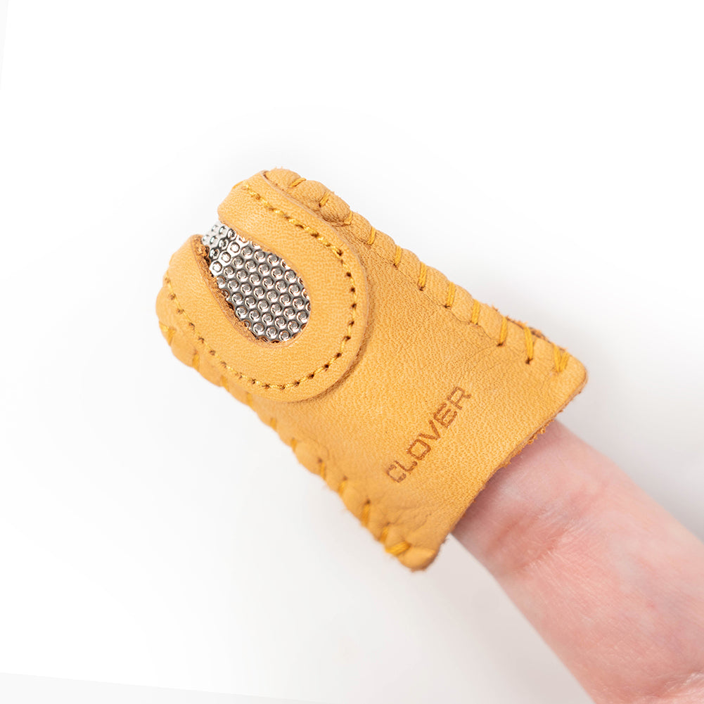 Clover Double Sided Leather Thimble - Full - Image 3 of 3