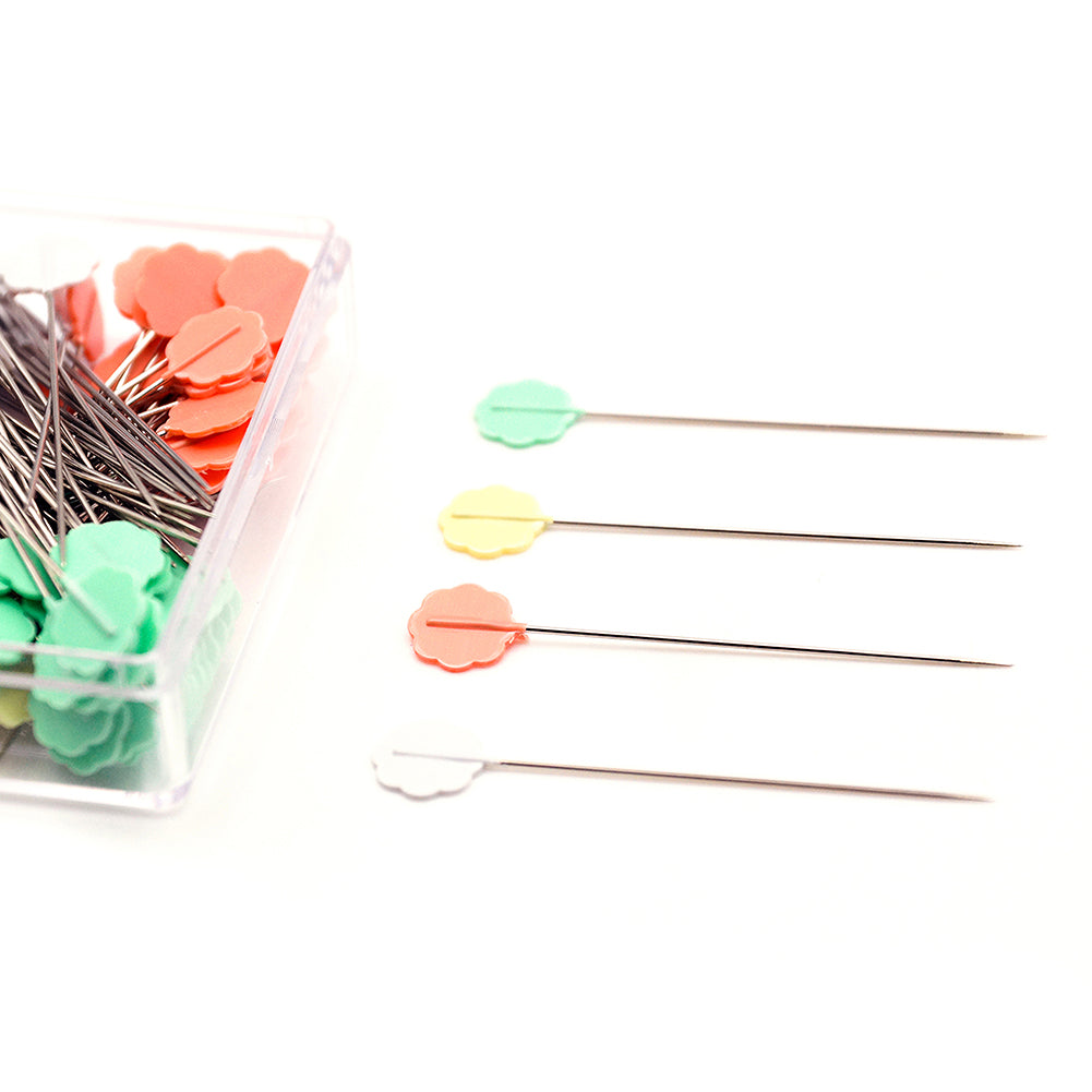 Clover Flower Head Pins Box for Medium Weight Fabrics - 100 ct Detail