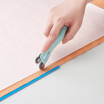 Clover Grip Fit Triple Tracing Wheel