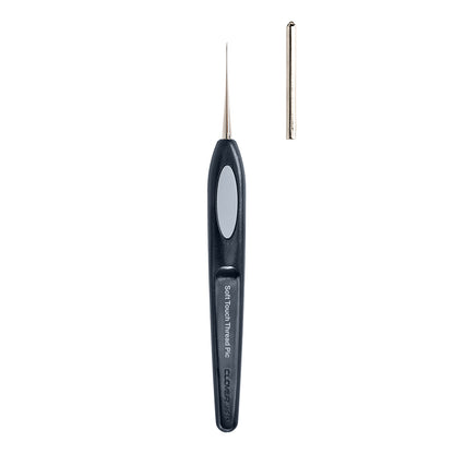 Clover Soft Touch Thread Pick Folded