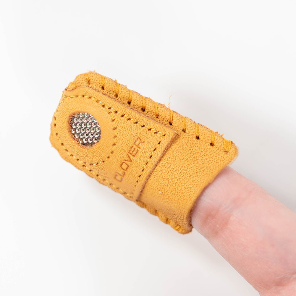 Clover Leather Coin Thimble - Medium