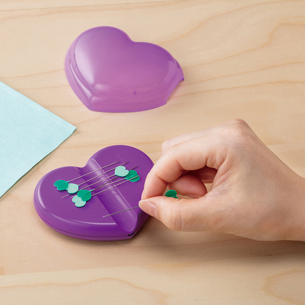 Clover I Sew for Fun Magnet Pin Caddy Full