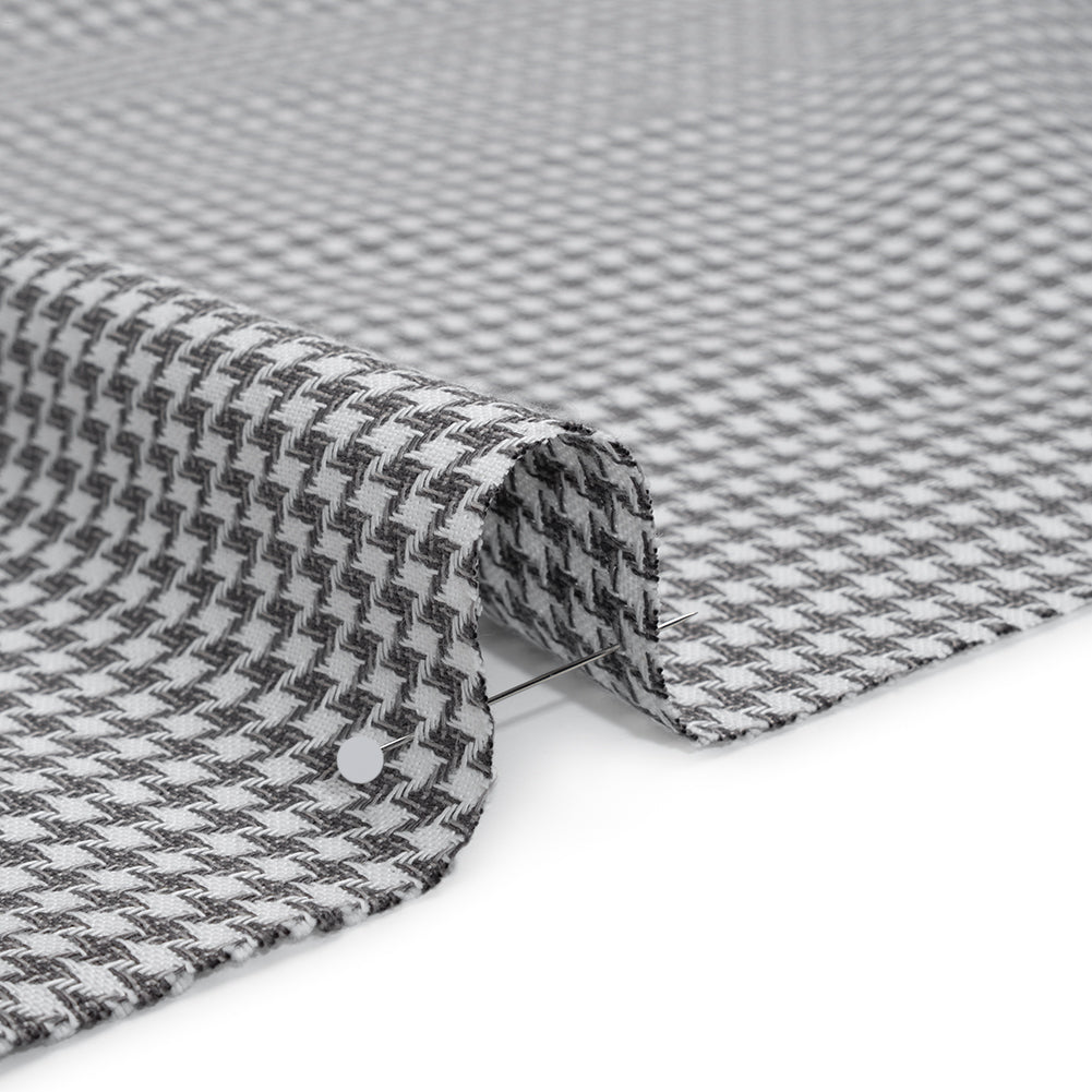 Cotton Twill - Charcoal, Light Gray and White Houndstooth - Deadstock - Detail