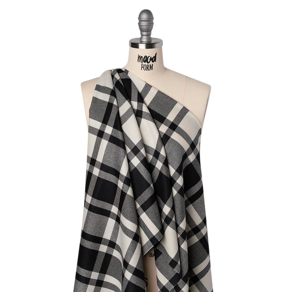 Virgin Wool Twill Made in Italy - Black and White Big Plaid Drape