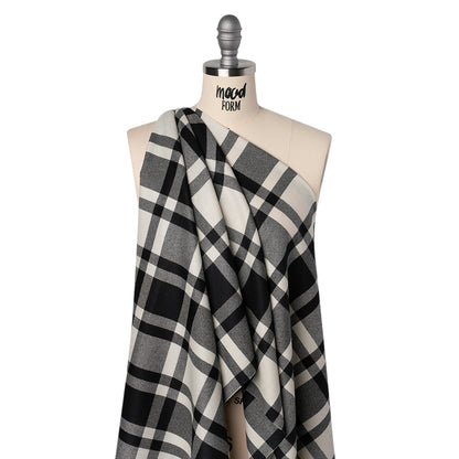 Virgin Wool Twill Made in Italy - Black and White Big Plaid Drape