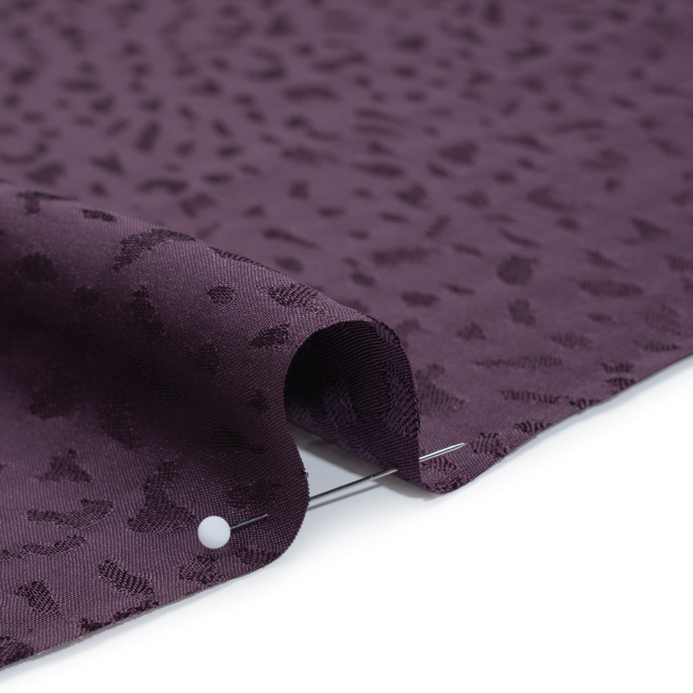 Sustainable Viscose Cheetah Spots Jacquard - Shadow Purple - Mood Exclusive Zerene Collection - Detail