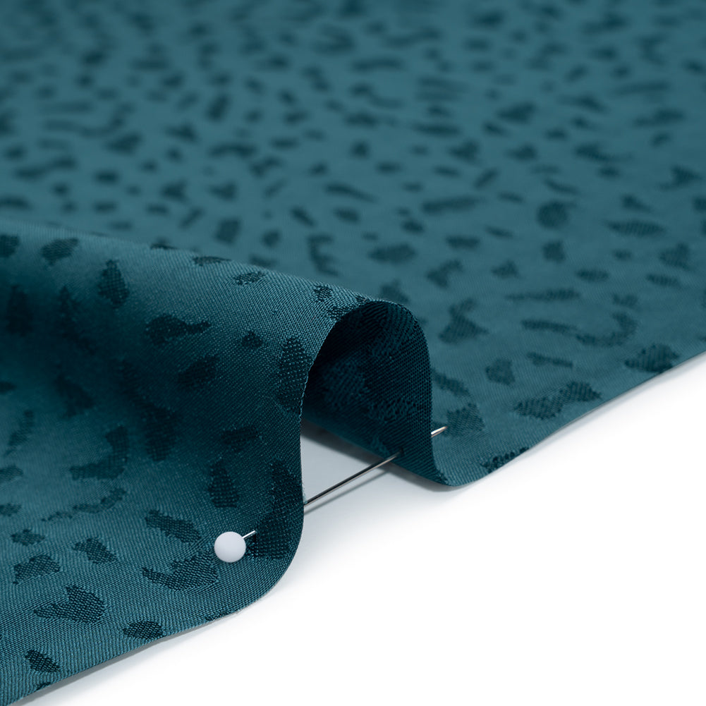 Sustainable Viscose Cheetah Spots Jacquard - Ocean - Mood Exclusive Zerene Collection - Detail