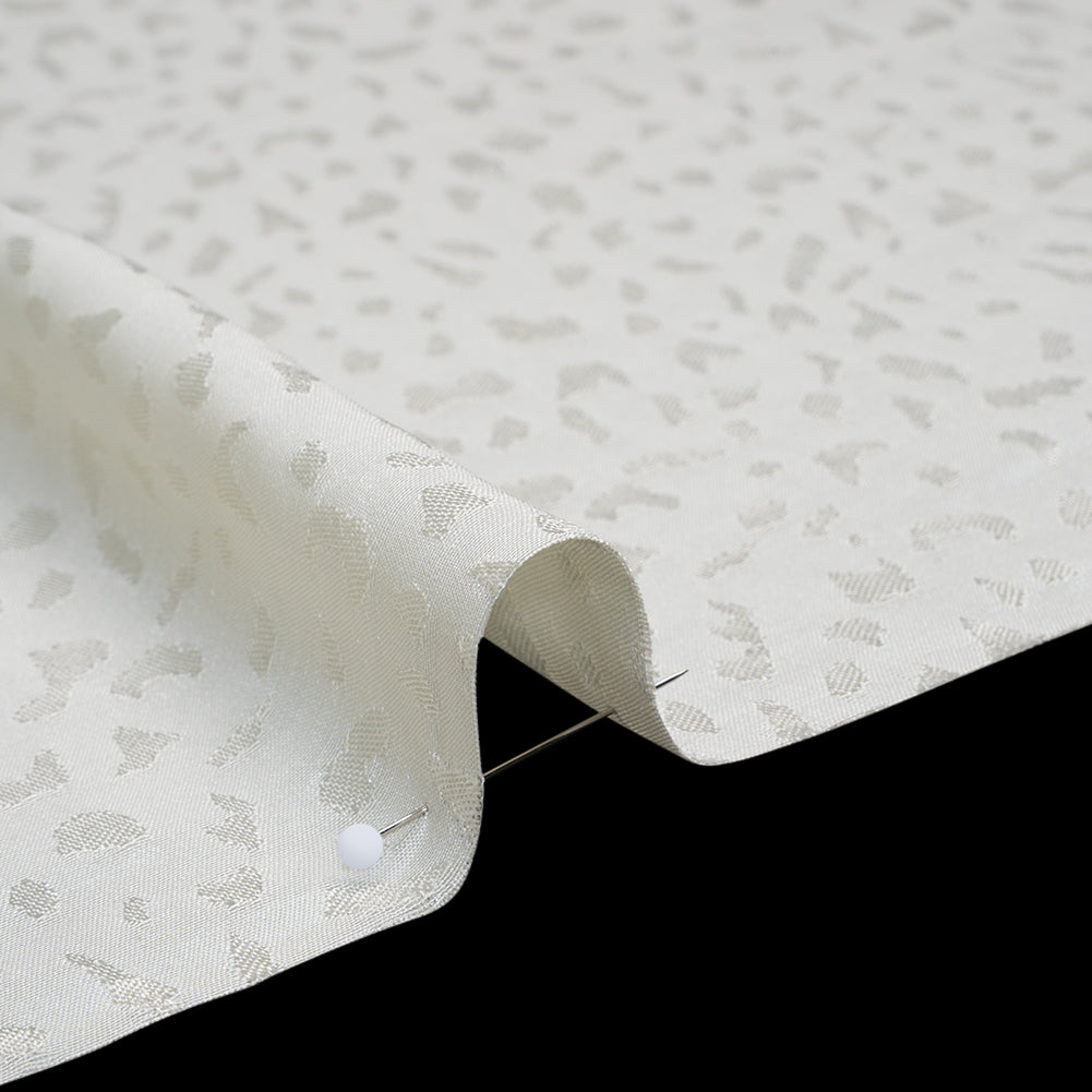 Sustainable Viscose Cheetah Spots Jacquard - Ivory - Mood Exclusive Zerene Collection - Detail