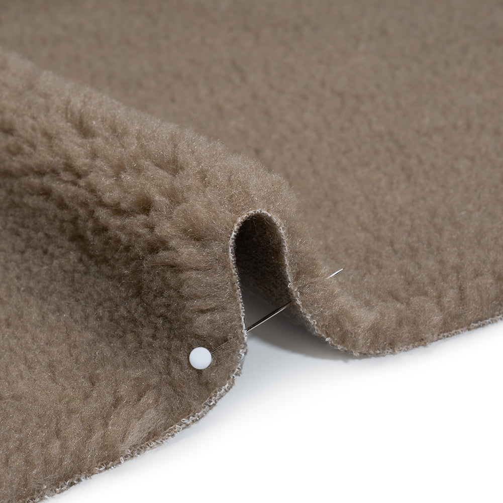 Recycled Polyester Faux Shearling - Gray Detail
