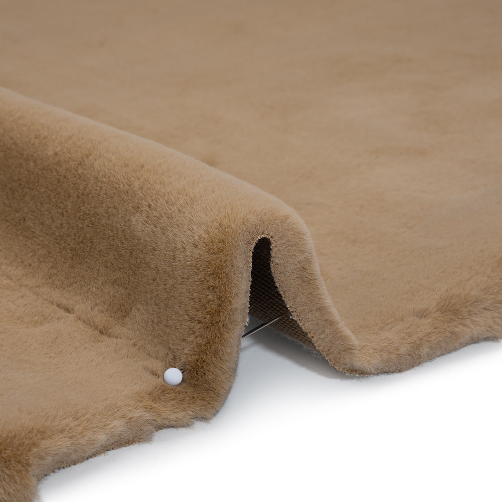 Recycled Polyester Faux Rabbit Fur - Beige Detail