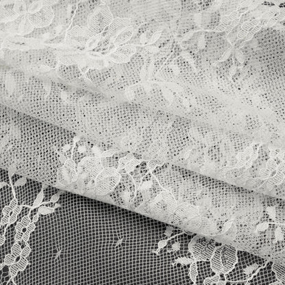 Chantilly Lace with Scalloped Borders - Ivory Classic Flowers