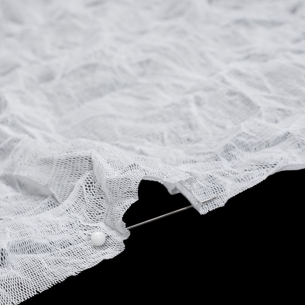 Crinkled Polyester Mesh - White - Detail