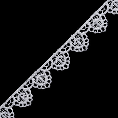 Scalloped Venise Lace Trim - 0.75" - White Leaves in Scallops