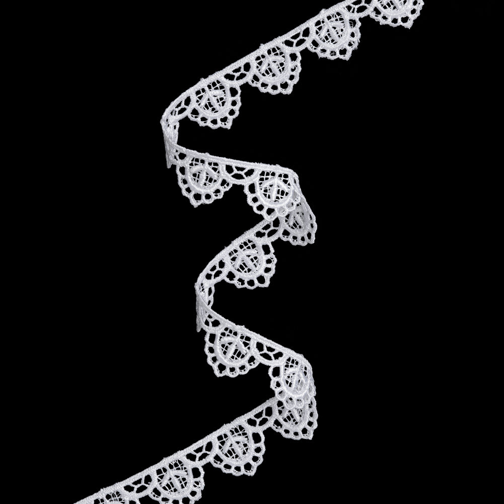 Scalloped Venise Lace Trim - 0.75" - White Leaves in Scallops