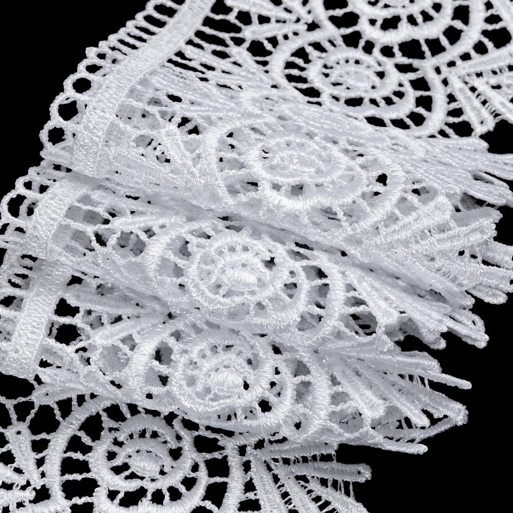 Venise Lace Trim with Finished Edge - 3.75" - White Roses and Fans - Detail