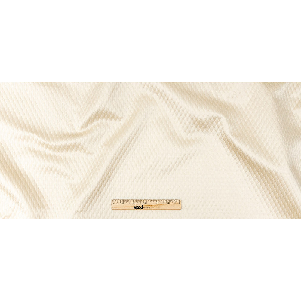 Drapery Jacquard - Champagne Diamond Quilted - British Imported Full