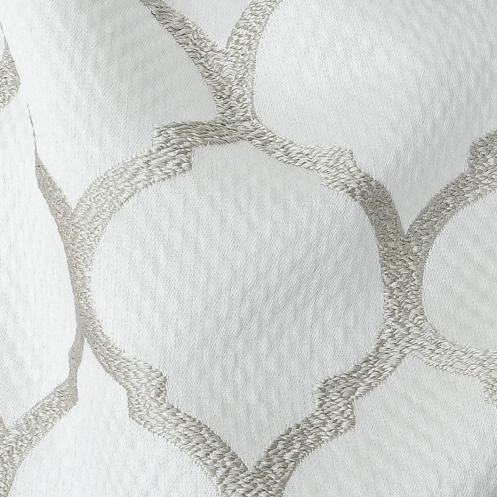Satin-Faced Jacquard - Platinum Moroccan Quatrefoil - British Imported Detail