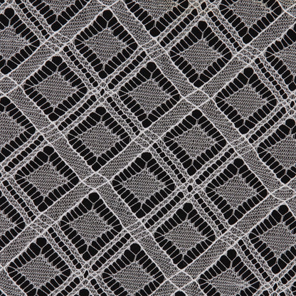 Ivory Diamonds Chantilly Lace Detail