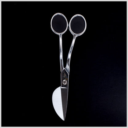 Gingher Knife Edge Applique Scissors - 6" Detail
