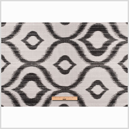 Black/White 40950 Ikat Woven Full