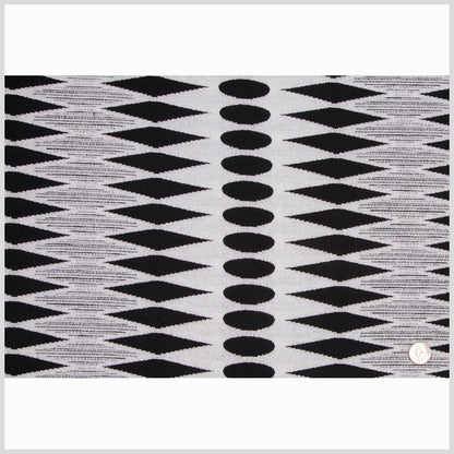 White/Black Geometric Chenille Full