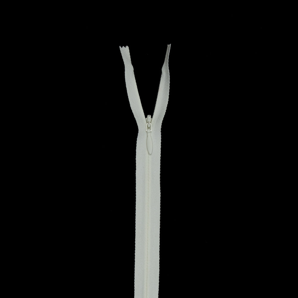 Invisible Zipper 24" by YKK - 502 Vanilla Ice