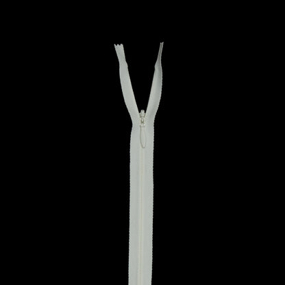 Invisible Zipper 24" by YKK - 502 Vanilla Ice