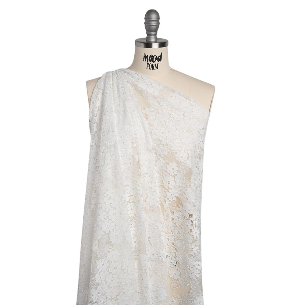 Raschel Lace Panel with Organic Finished Edges - Ivory Daisy Bunches - Drape