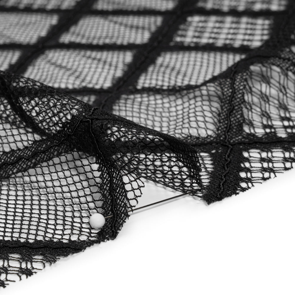 Corded Lace with Little Scalloped Finished Edges - Black Diamond Lattice