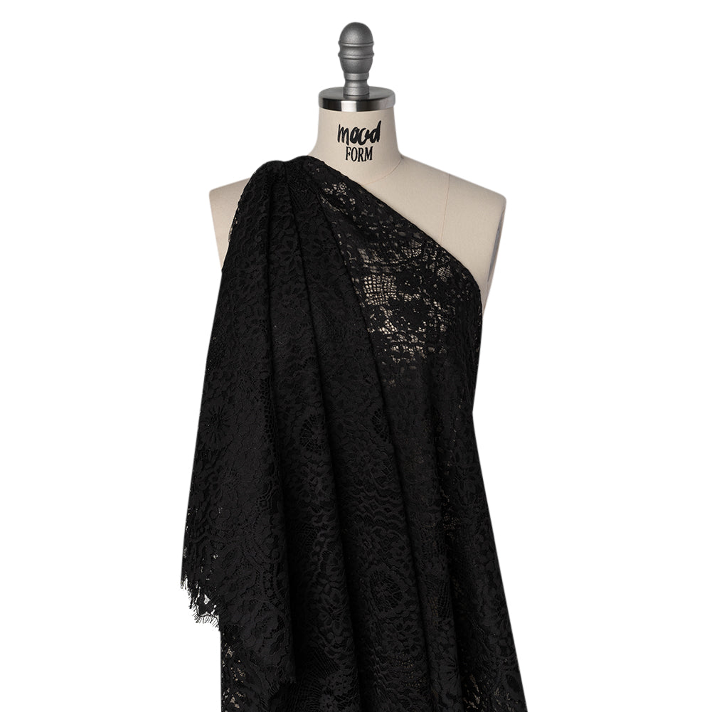 Raschel Lace with Finished Scalloped Edges - Black Sunflowers and Daisies