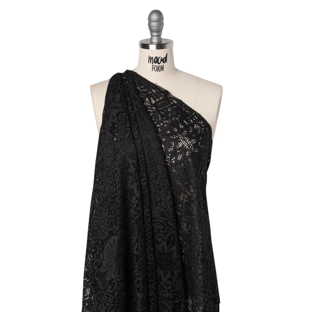 Corded Lace with Finished Edges - Black Fanciful Floral Ogees