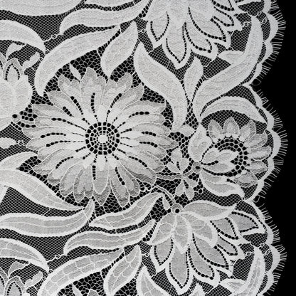 Raschel Lace Panel with Finished Edges - Ivory Bold Daisies and Leaves