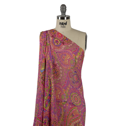 Viscose Georgette - Pink Paisley - Amsterdam Market Print - Mood Exclusive Gisele Collection Detail
