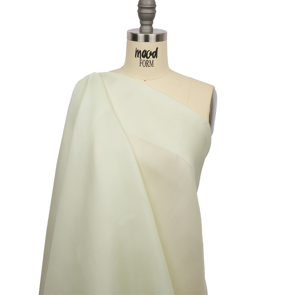 Organza de seda satinada por una cara de 137 cm (54 pulgadas) - Jade más puro - Colección Premium