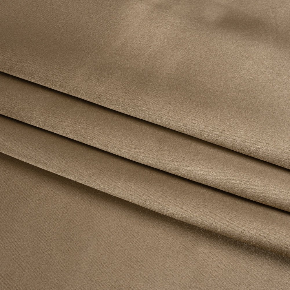 Crepé de satén con reverso de seda - Color tallo de maíz - Colección Premium