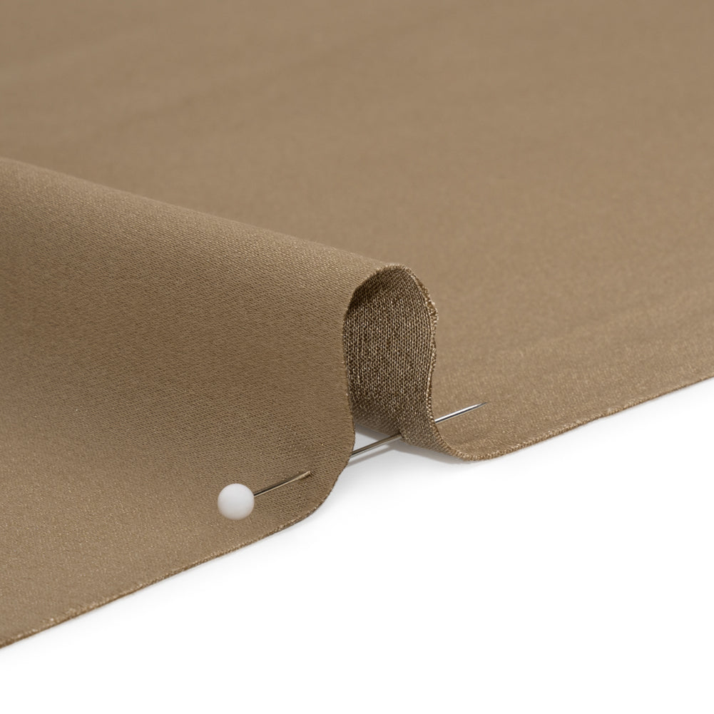 Crepé de satén con reverso de seda - Color tallo de maíz - Colección Premium