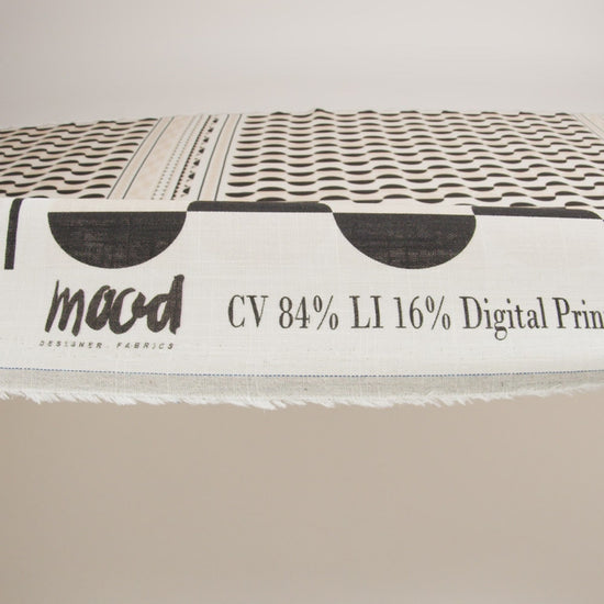 Viscose and Linen Woven Panel Print - Black and White Split Circles - Mood Exclusive Circle Back