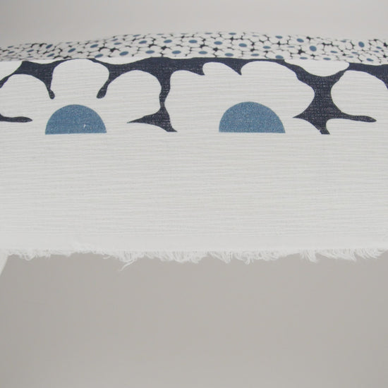 Slubbed Gauzy Cotton Woven - Navy, Blue and White Retro Daisies - Mood Exclusive Dancing Daisies Print