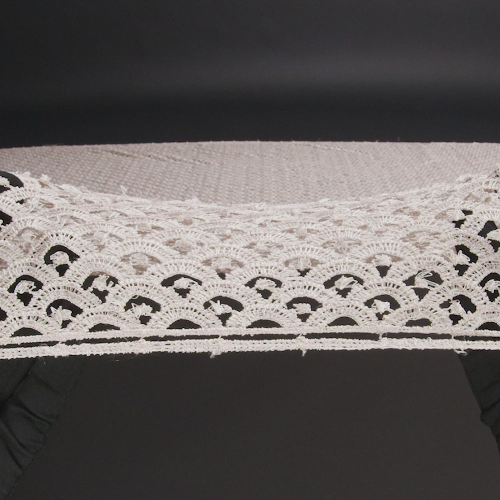 Guipure Lace - Bleached Sand Scale Scallops