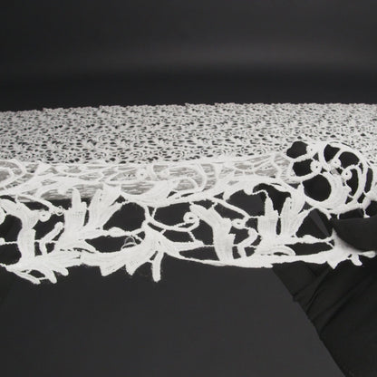 Guipure Lace - Off White Swirling Leafy Vines