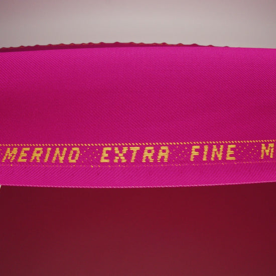 Virgin Merino Wool Twill Suiting Made in Italy - Cyclamen Pink
