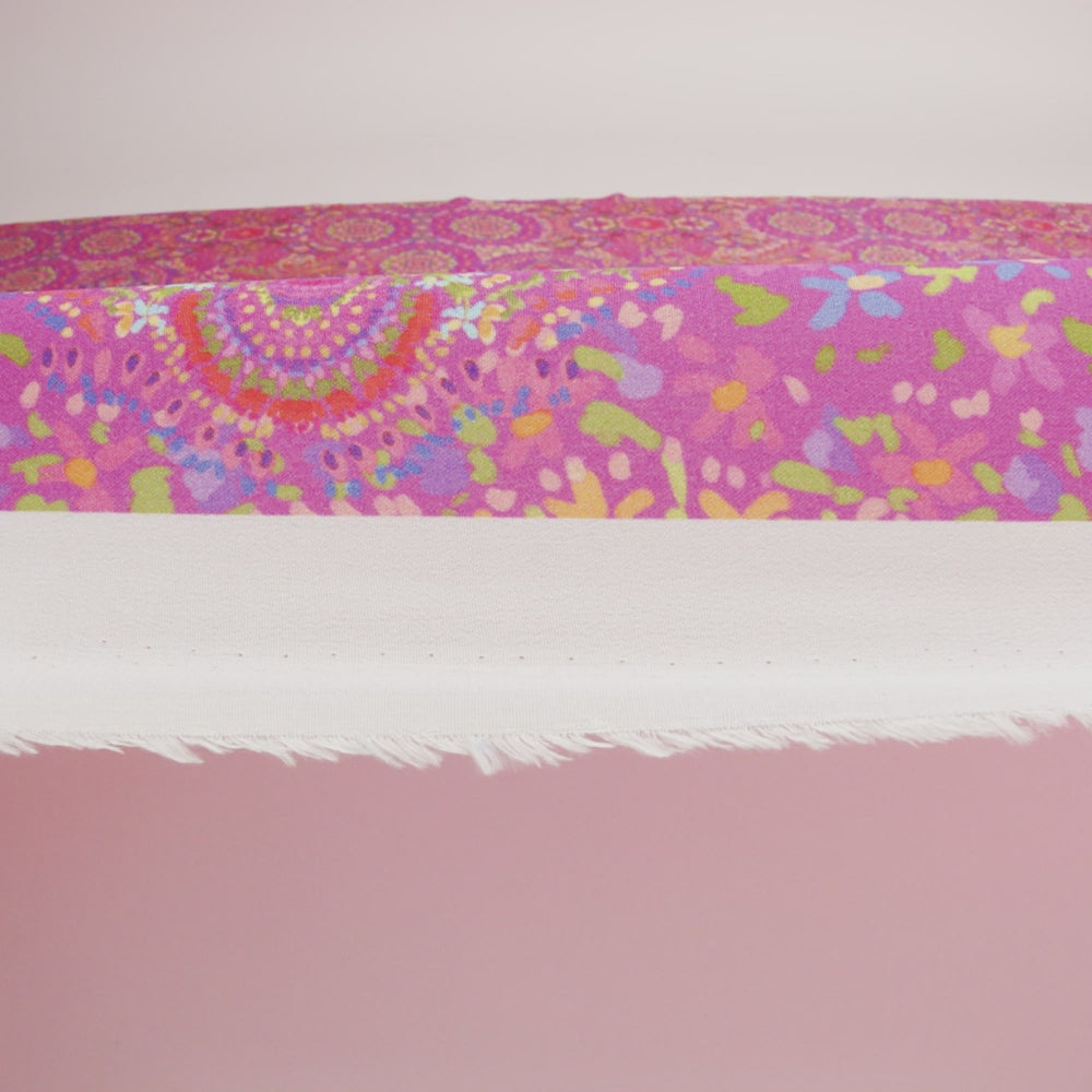 Sustainable Viscose Crepe - Pink Paisley - Amsterdam Market Print - Mood Exclusive Gisele Collection