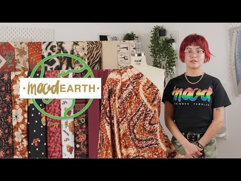 Rayon Challis - Red Floral - Rose Garden Romance Print - Mood Exclusive Rockland Collection