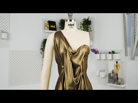 Ultra-Smooth Polyester Georgette with Foiling - Beige and Gold - Valeria Collection - Image 7 of 7