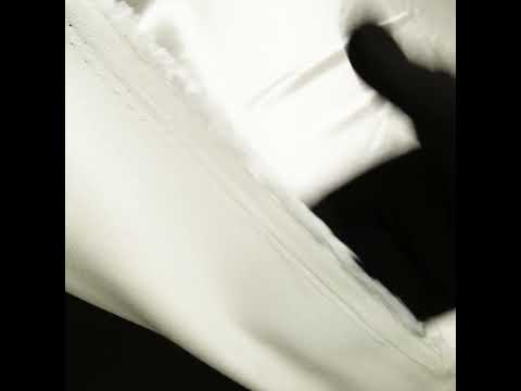 Satén fluido de viscosa sostenible - Marfil - Colección exclusiva Elliana de Mood